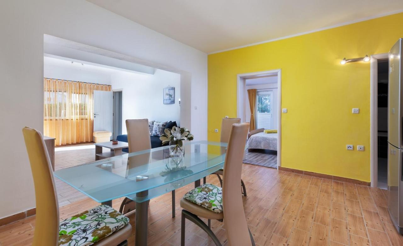 Comfort Apartments With Pool In Medulin (Adults Only) Luaran gambar